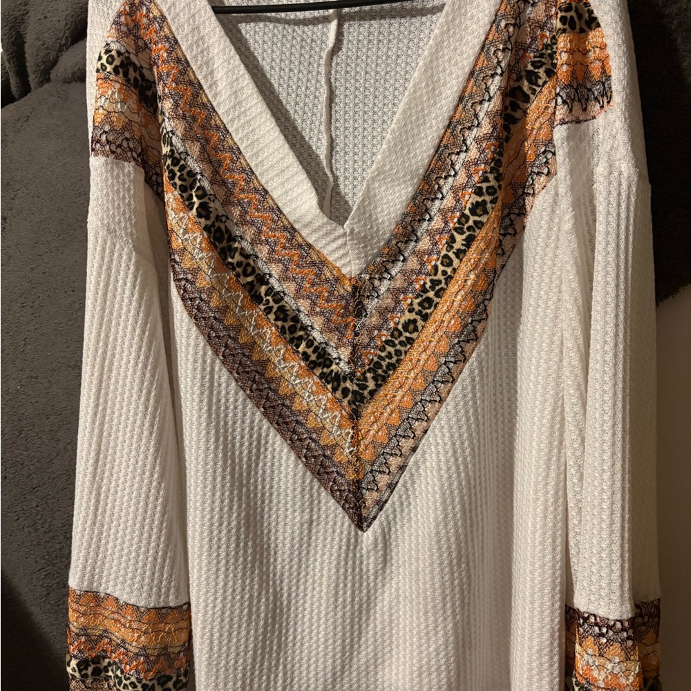 Women's V-Neck Patterned Top - White and Orange